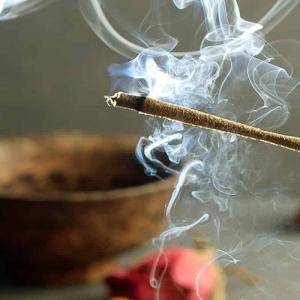 Incensos: Qual Escolher para Cada Intenção?